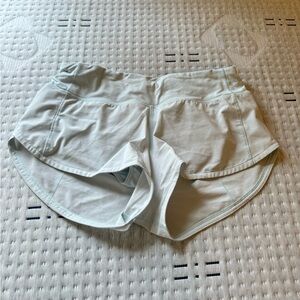 Lululemon Speed Up low rise 2.5 inseam Shorts
